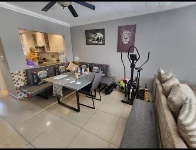 3 BEDROOM TOWNHOUSE FOR SALE IN SOUTH CREST